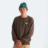 Buzo marrón de The North Face con logo bordado en blanco en el pecho y corte clásico.