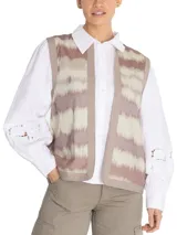 Chaleco largo sin mangas con estampado abstracto en tonos rosa, beige y blanco.