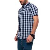Camisa de hombre a cuadros azules, negros y blancos, de manga corta y corte clásico.