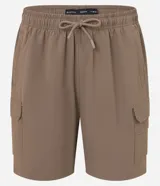 Bermuda masculina color marrón confeccionada en poliamida, con cintura elástica ajustable con cordón, sin estampa y con bolsillos cargo laterales. Marca Blue Steel.