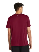 Remera deportiva blanca de manga corta, marca Under Armour, modelo Launch Shortsleeve.
