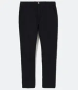 Pantalón de vestir negro, corte slim fit, confeccionado en sarga de algodón y elastano.