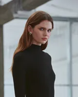 Aros colgantes de bronce y alpaca con pernos y cierres mariposa de plata 925.