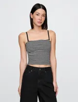 Musculosa de algodón con breteles finos.