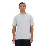 Remera gris de algodón con logo pequeño de New Balance estampado en el pecho.