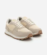 Championes de hombre marca Viko, estilo jogging, color azul marino y negro, con cordones y suela de goma. Confeccionados en material sintético con textura y recortes.