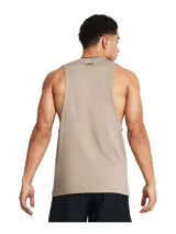 Musculosa blanca de algodón con logo Under Armour estampado en el pecho.