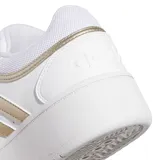 Championes Adidas Hoops 3.0 Bold para mujer, color blanco con detalles dorados en las tres tiras laterales.