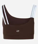 Top deportivo marrón de microfibra acanalada, con breteles asimétricos y copa.