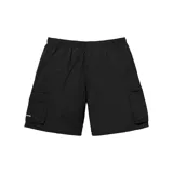 Short de baño negro con cintura elástica y bolsillos cargo laterales.