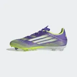 Championes de fútbol Adidas F50 League, color violeta con detalles en amarillo y blanco.