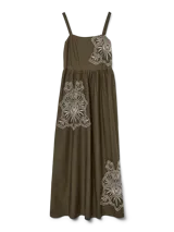 Vestido largo color verde militar, de algodón orgánico, con breteles finos y bordados florales blancos.