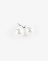Aros pasantes con perlas blancas de 10 mm, con cierre de tope a presión.