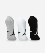 Kit de 3 pares de medias invisibles Puma blancas con logo negro.