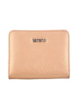 Monedero pequeño color dorado, con textura símil cuero y logo de la marca Terrano en el frente.