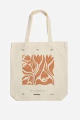 Tote bag de algodón color crudo con estampado abstracto en tonos pastel.