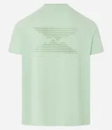 Remera deportiva color verde claro, de corte regular, con cuello redondo y mangas cortas. Estampa con la frase "Seeking My Highs" en el frente.