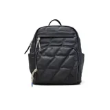 Mochila color beige con diseño acolchado en forma de rombos. Tiene un bolsillo frontal con cierre, dos bolsillos laterales abiertos y un bolsillo interno con cierre. Las correas son ajustables y tiene un asa superior para llevar en la mano.