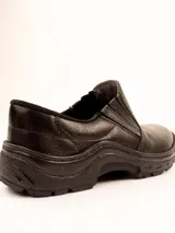 Zapato de trabajo negro de cuero con cordones, ideal para uso diario.