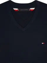 Sweater negro de algodón con cuello en V y logo bordado en el pecho.