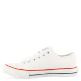 Championes urbanos de lona color blanco con detalles en rojo y azul en la suela.