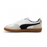 Championes Puma Palermo LTH color crema con detalles en marrón y suela de goma.