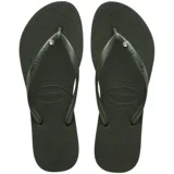 Ojotas Havaianas Slim Crystal Swarovski II color verde oscuro, con tiras finas y aplique de cristal Swarovski.