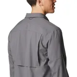 Camisa de hombre Columbia Silver Ridge, color beige, de manga larga con botones para enrollar, dos bolsillos frontales con botón, ventilación en la espalda y protección solar UPF 50.
