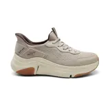Championes deportivos Skechers Slip-Ins BOBS Sport Sparrow Flex, color beige con detalles en marrón. Diseño vegano con capellada de tejido de punto técnico, ajuste elástico y plantilla acolchada Skechers Memory Foam.