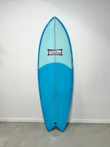 Tabla surf Dewey Weber Swish 5'6 con Quillas