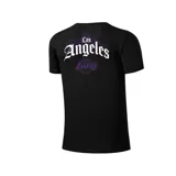Camiseta negra de algodón con logo de la NBA y el escudo de Los Angeles Lakers en el pecho.