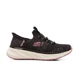 Championes deportivos Skechers Hands Free Slip-ins Relaxed Fit: Edgeride - Impression, color negro con detalles en rosa. Fabricados con materiales reciclados y veganos, capellada de punto elástico, cordones elásticos fijos, plantilla Skechers Air-Cooled Memory Foam y suela de tracción flexible.