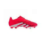 Championes de fútbol Adidas Predator Club FG/MG, color rojo con detalles plateados.