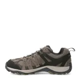 Championes de trekking Merrell Accentor 3, color marrón con detalles en negro y gris. Confeccionados en gamuza y malla, con cordones reciclados, lengüeta con fuelle, forro interior de malla reciclada, plantilla EVA removible, tratamiento antiolor CleanSport NXT™, sistema de soporte interno, Merrell Air Cushion en el talón y suela de goma Merrell.