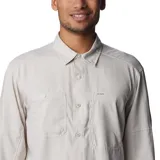 Camisa de hombre Columbia Silver Ridge, color beige, de manga larga con botones para enrollar, dos bolsillos frontales con botón, ventilación en la espalda y protección solar UPF 50.