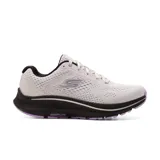 Championes deportivos Skechers Go Run Consistent 2.0 para mujer, color blanco con detalles en negro y violeta. Capellada de malla con superposiciones de cuero sintético, cordones, plantilla Air-Cooled Goga Mat y entresuela con amortiguación ultraligera.