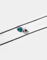 Set de dos collares con cordón negro y dije de corazón con piedra mood que cambia de color según el estado de ánimo.