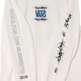 Remera blanca de manga larga con cuello redondo y logo de Vans en el pecho. Diseño con estampado de alambre de púas alrededor del logo y en las mangas.