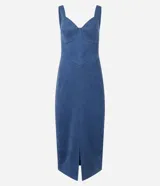 Vestido midi sin mangas de gamuza azul, con escote corazón, lastex en la espalda y encaje en el ruedo.