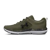 Championes Under Armour Charged Assert 10 Camo para hombre, color verde militar con detalles en negro y estampado de camuflaje en la entresuela. Zapatillas de running con Charged Cushioning® para protección contra impactos y capellada transpirable.
