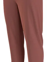Pantalón de jogging Calvin Klein color ladrillo, confeccionado en algodón y Repreve, con cintura elástica, bolsillos laterales y logo en contraste.