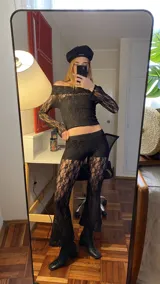 Pantalón Oxford de encaje negro con short de algodón incluido.