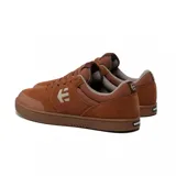 Championes Etnies Marana color beige con detalles en negro.