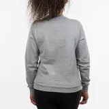 Buzo de algodón gris melange con cuello redondo y puños y cintura acanalados. Presenta el logo de Diadora estampado en azul marino en el pecho.