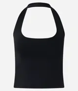 Blusa frente única color beige, con escote cuadrado y bretel ajustado en el cuello. Confeccionada en microfibra, es sin mangas y de corte ajustado.