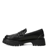 Mocasín negro de cuero sintético con plataforma track y apliques de tachas plateadas.