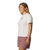Remera blanca de algodón orgánico con cuello redondo y logo de Columbia estampado en el pecho.