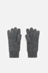 Guantes tejidos de punto en hilatura de lana y cashmere color marrón.