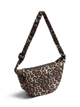Riñonera de nailon con estampado animal print de leopardo, cierre de cremallera y correa ajustable.