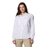 Camisa negra de manga larga con dos bolsillos frontales con cierre a presión y ventilación trasera de malla. Confeccionada con tejido Omni-Wick™ que absorbe el sudor y Omni-Shade™ Broad Spectrum UPF 50 que protege contra los rayos UVA/UVB.